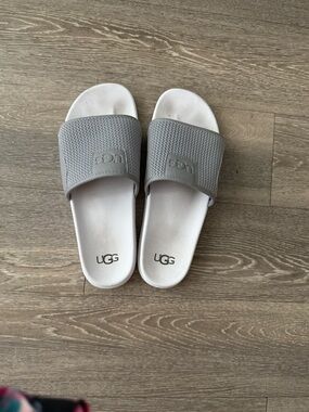 UGG Light Gray and White Slide Sandals. Mens size 11